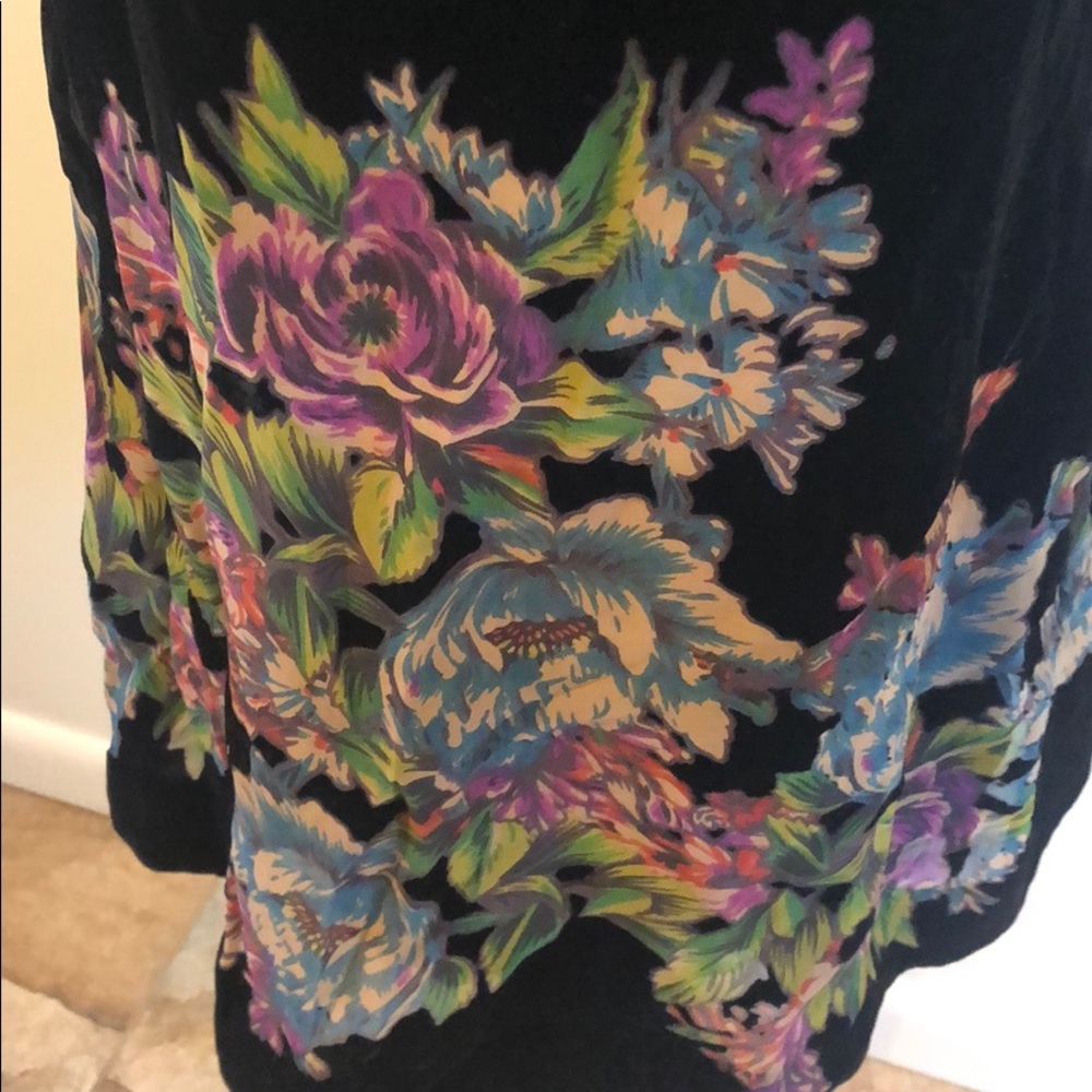 Free People - Picture 3 of 7